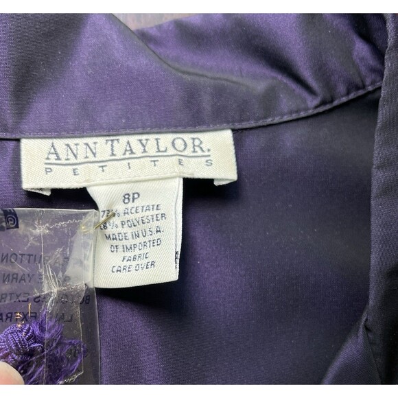 Ann Taylor Women Tops Blouses Shimmering Purple Acetate Knotted Buttons, Size 8P - Picture 3 of 11